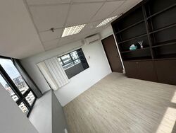 Trivex (D13), Factory #566074331